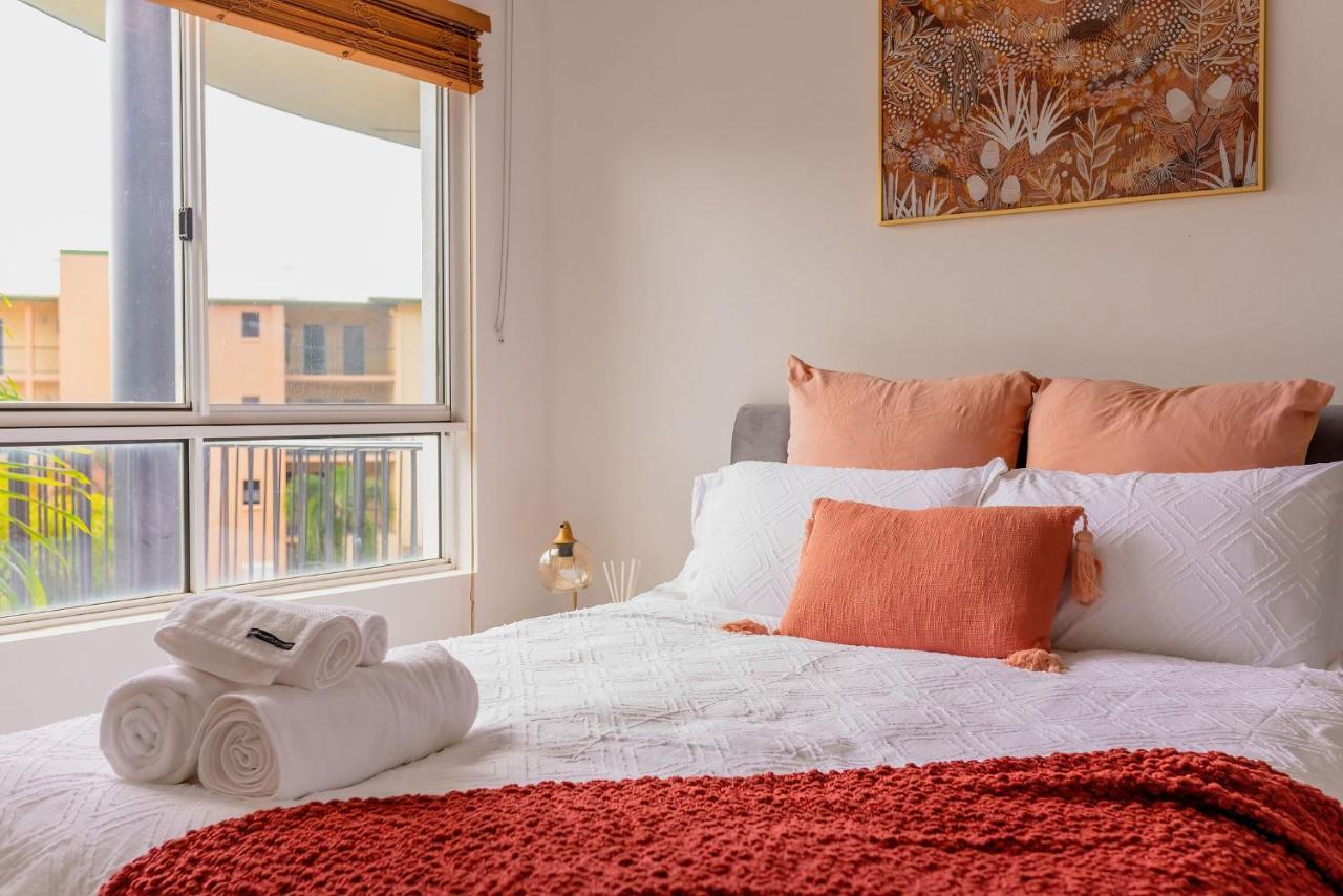 Apartment Tropical Bliss In Woolner Stuart Park