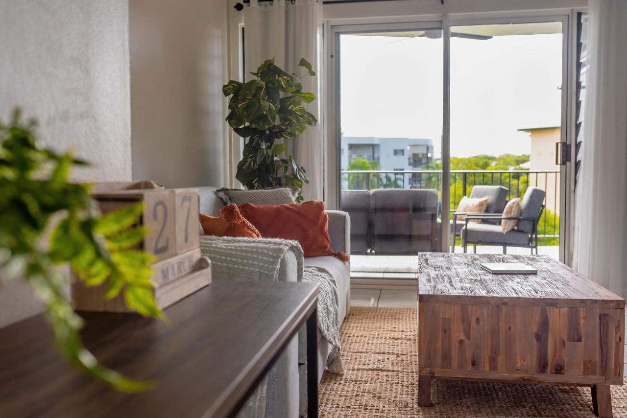 Apartment Tropical Bliss In Woolner Stuart Park